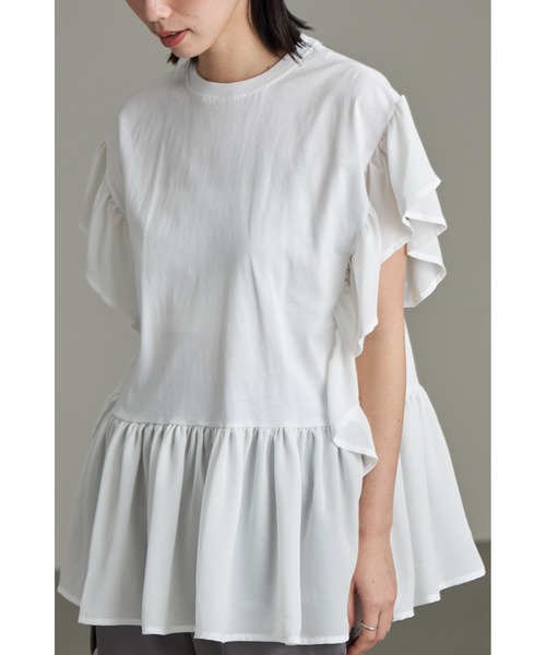 &. NOSTALGIA(アンドドットノスタルジア)の「異素材フリルドッキングトップス(Tシャツ/カットソー・レディース・オフホワイト/ブルー/ブラック・M)」の2枚目の写真