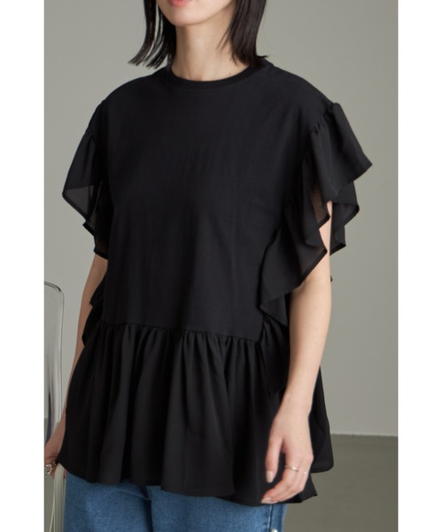 &. NOSTALGIA(アンドドットノスタルジア)の「異素材フリルドッキングトップス(Tシャツ/カットソー・レディース・オフホワイト/ブルー/ブラック・M)」の1枚目の写真