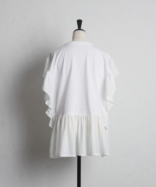 &. NOSTALGIA(アンドドットノスタルジア)の「異素材フリルドッキングトップス(Tシャツ/カットソー・レディース・オフホワイト/ブルー/ブラック・M)」の21枚目の写真