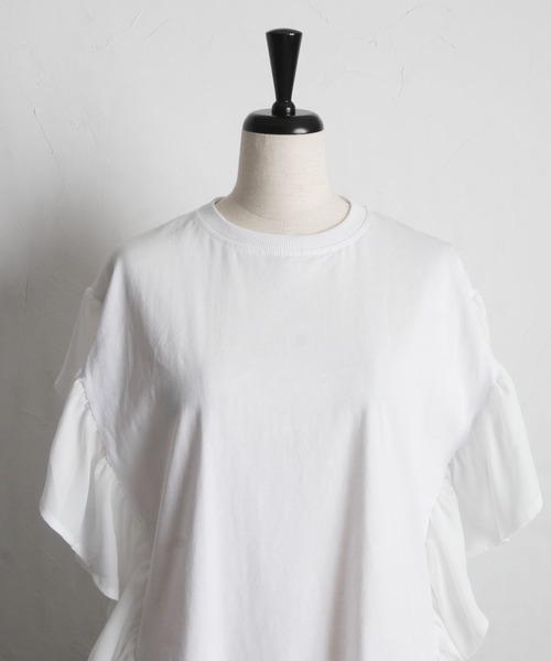 &. NOSTALGIA(アンドドットノスタルジア)の「異素材フリルドッキングトップス(Tシャツ/カットソー・レディース・オフホワイト/ブルー/ブラック・M)」の22枚目の写真