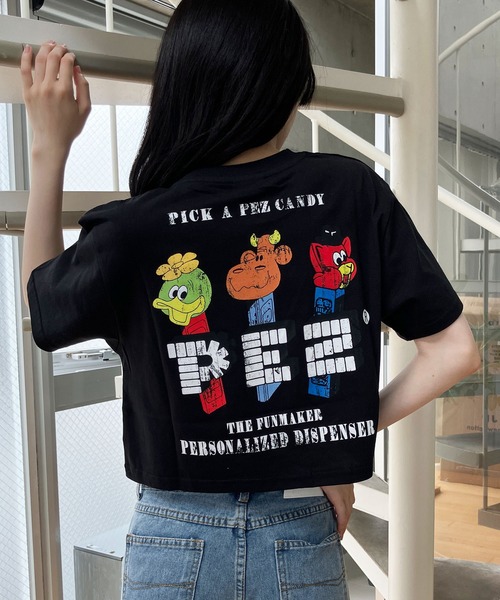 GLAMOROUS JANE（グラマラスジェーン）の「PEZバックプリントショート丈Tシャツ（Tシャツ/カットソー・レディース・チャコールグレー/オフホワイト/ブラック・FREE）」の17枚目の写真