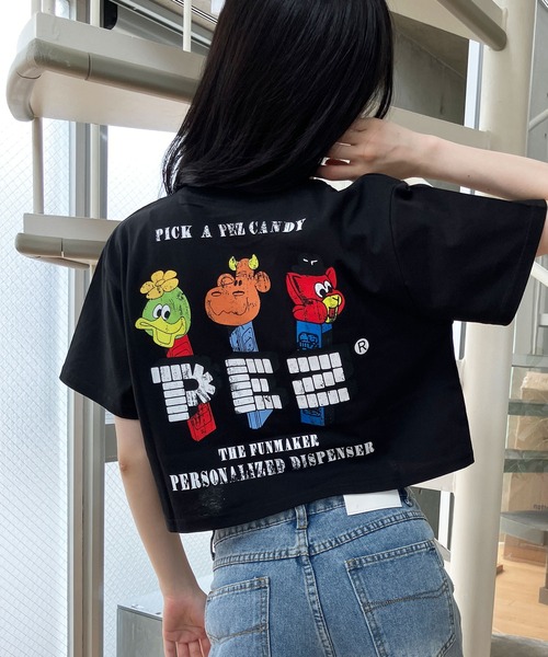 GLAMOROUS JANE（グラマラスジェーン）の「PEZバックプリントショート丈Tシャツ（Tシャツ/カットソー・レディース・チャコールグレー/オフホワイト/ブラック・FREE）」の18枚目の写真