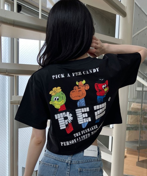 GLAMOROUS JANE（グラマラスジェーン）の「PEZバックプリントショート丈Tシャツ（Tシャツ/カットソー・レディース・チャコールグレー/オフホワイト/ブラック・FREE）」の19枚目の写真