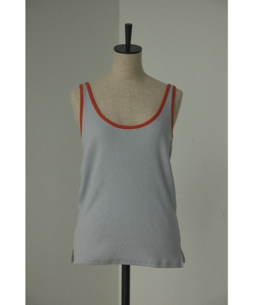 BLACK BY MOUSSY(ブラックバイマウジー)の「piping tanktop(パイピングタンクトップ)(タンクトップ・レディース・オフホワイト/ライトグレー/グリーン・FREE)」の1枚目の写真