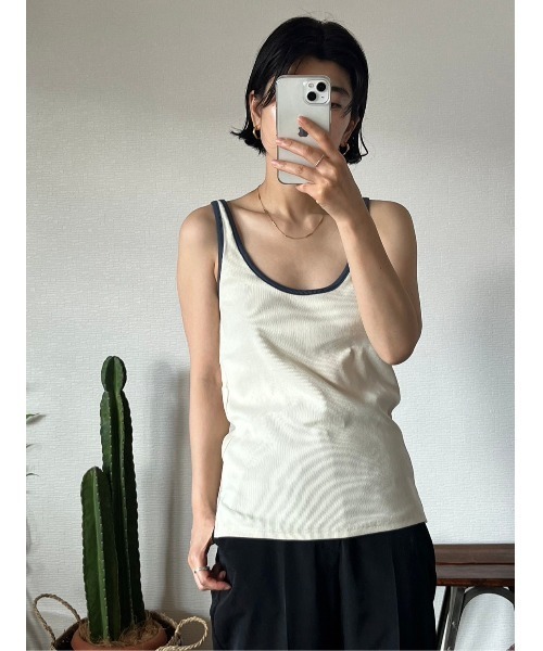 BLACK BY MOUSSY(ブラックバイマウジー)の「piping tanktop(パイピングタンクトップ)(タンクトップ・レディース・オフホワイト/ライトグレー/グリーン・FREE)」の13枚目の写真