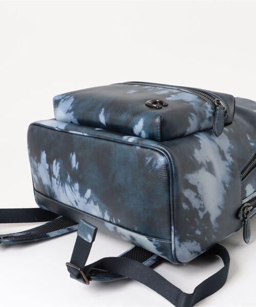 COACH（コーチ）の「チャーター バックパック・タイ ダイ
