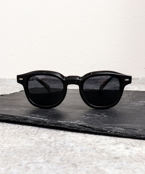 NOLLEY’S（ノーリーズ）の「DAVID ウェリントン/スクエア 偏光レンズ サングラス（サングラス・メンズ・ブラック・FREE）」の2枚目の写真