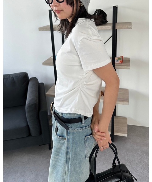 HANNE(アン)の「サイドギャザーTEE(Tシャツ/カットソー・レディース・ホワイト/ブラック・FREE)」の4枚目の写真
