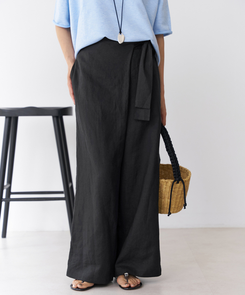 IENA(イエナ)の「ラミーラップパンツ(その他パンツ・レディース・ブラック/アイボリー/キャメル・34/36/38)」の7枚目の写真