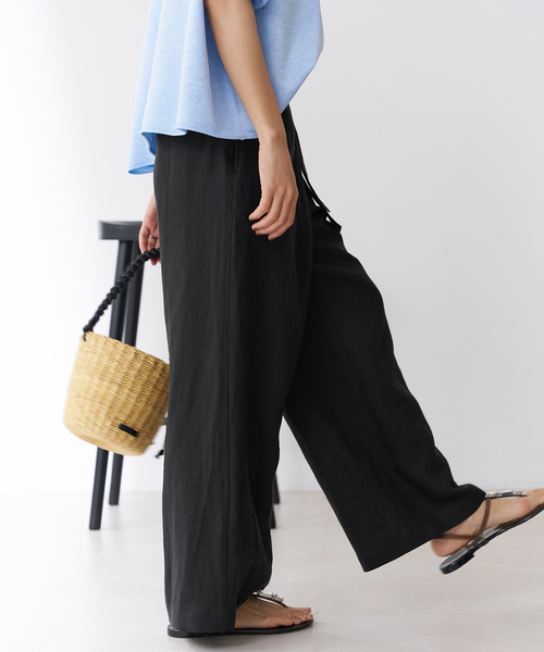 IENA(イエナ)の「ラミーラップパンツ(その他パンツ・レディース・ブラック/アイボリー/キャメル・34/36/38)」の8枚目の写真