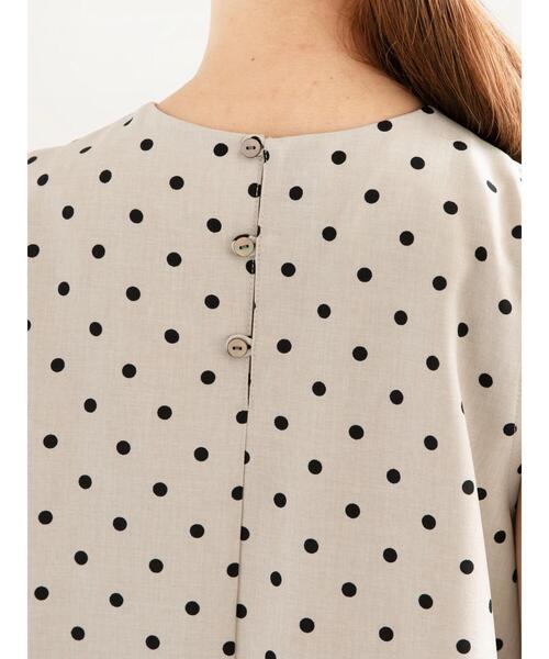 Te chichi(テチチ)の「ドットノースリーブワンピース(ワンピース・レディース・ベージュ/チャコールグレー・F)」の9枚目の写真