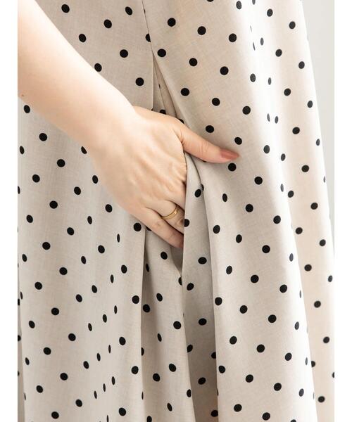 Te chichi(テチチ)の「ドットノースリーブワンピース(ワンピース・レディース・ベージュ/チャコールグレー・F)」の10枚目の写真