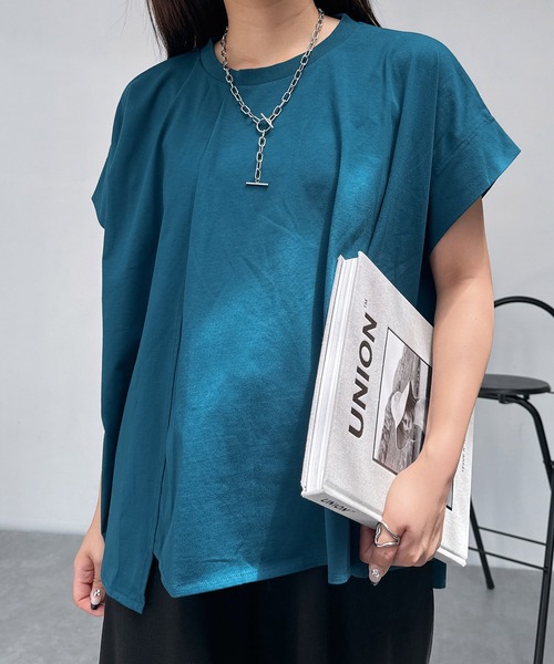 AS KNOW AS plus(アズノゥアズプラス)の「◎接触冷感 UVカット アシンメトリー フレンチスリーブタックプルオーバー(Tシャツ/カットソー・レディース・ブラック/サックスブルー/オレンジ/グレイッシュベージュ/ベージュ系/ブルー系/オレンジ系/ボルドー/ブルーグリーン・FREE)」の6枚目の写真