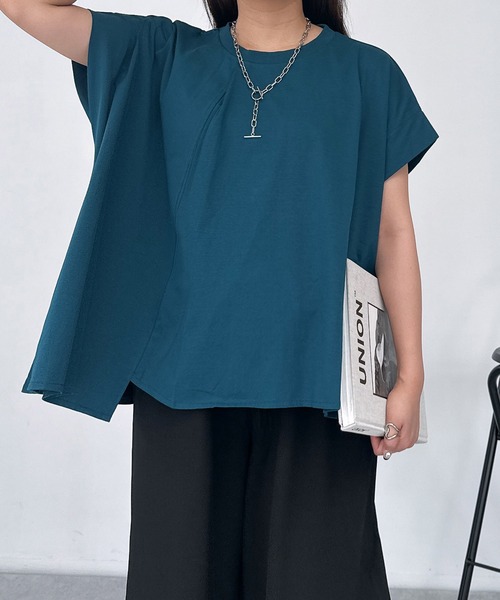 AS KNOW AS plus(アズノゥアズプラス)の「◎接触冷感 UVカット アシンメトリー フレンチスリーブタックプルオーバー(Tシャツ/カットソー・レディース・ブラック/サックスブルー/オレンジ/グレイッシュベージュ/ベージュ系/ブルー系/オレンジ系/ボルドー/ブルーグリーン・FREE)」の10枚目の写真