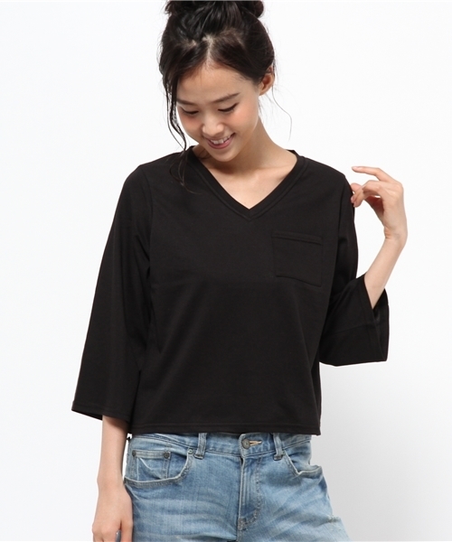 Chico(チコ)の「【who's who Chico】9分袖VネックポケットT(Tシャツ/カットソー・レディース・ブラック/ベージュ/カーキ/グレー/ワインレッド・FREE)」の1枚目の写真