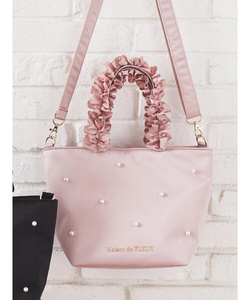 Maison de FLEUR（メゾンドフルール）の「パールサテンフリルハンドル 