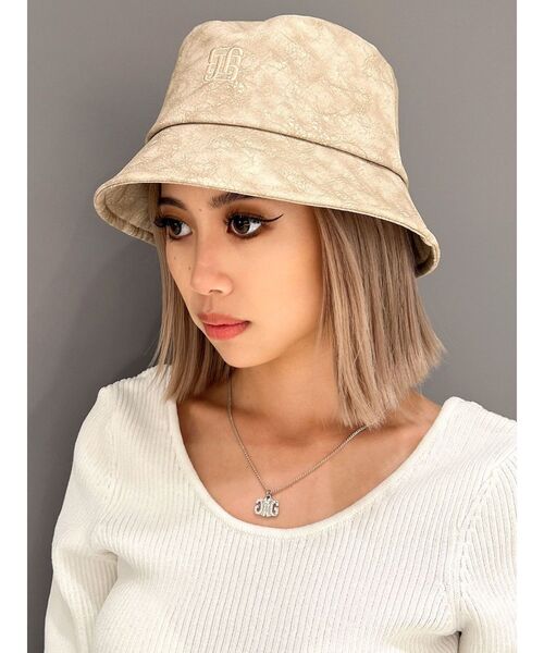 GYDA（ジェイダ）の「パターンフェイクレザーバケットハット（ハット・レディース・ベージュ/チャコールグレー・FREE）」の7枚目の写真