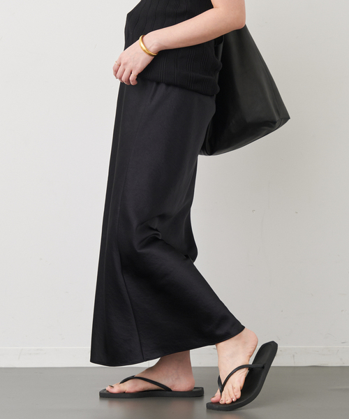 Deuxieme Classe(ドゥーズィエムクラス)の「Minimal Satin スカート(スカート・レディース・ブラック・FREE)」の7枚目の写真