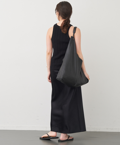 Deuxieme Classe(ドゥーズィエムクラス)の「Minimal Satin スカート(スカート・レディース・ブラック・FREE)」の11枚目の写真
