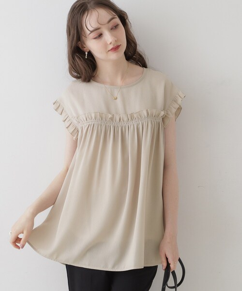 couture brooch(クチュールブローチ)の「◆【インしないでキマる長め丈】フリルデザインチュニック(チュニック・レディース・ブラック/ベージュ・42/38)」の2枚目の写真