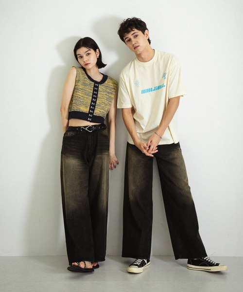 SENSE OF PLACE by URBAN RESEARCH(センスオブプレイスバイアーバンリサーチ)の「『ユニセックス』ヴィンテージライクデニムワイドパンツ(デニムパンツ・メンズ・ブラック/インディゴブルー・MEDIUM/LARGE)」の3枚目の写真