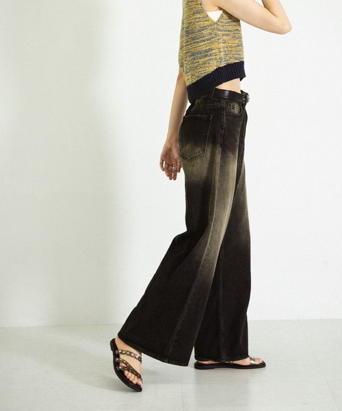 SENSE OF PLACE by URBAN RESEARCH(センスオブプレイスバイアーバンリサーチ)の「『ユニセックス』ヴィンテージライクデニムワイドパンツ(デニムパンツ・メンズ・ブラック/インディゴブルー・MEDIUM/LARGE)」の7枚目の写真