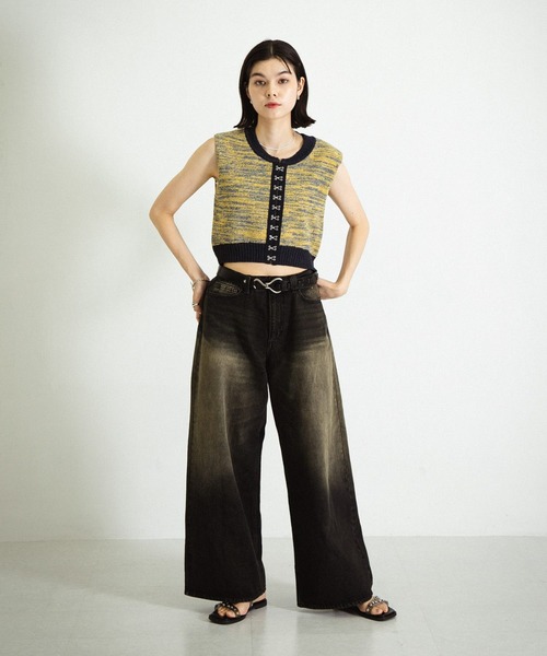 SENSE OF PLACE by URBAN RESEARCH(センスオブプレイスバイアーバンリサーチ)の「『ユニセックス』ヴィンテージライクデニムワイドパンツ(デニムパンツ・メンズ・ブラック/インディゴブルー・MEDIUM/LARGE)」の9枚目の写真