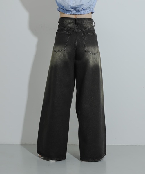 SENSE OF PLACE by URBAN RESEARCH(センスオブプレイスバイアーバンリサーチ)の「『ユニセックス』ヴィンテージライクデニムワイドパンツ(デニムパンツ・メンズ・ブラック/インディゴブルー・MEDIUM/LARGE)」の15枚目の写真
