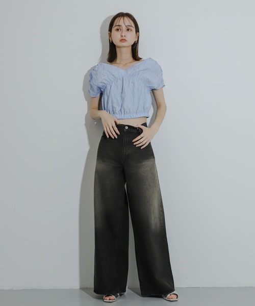 SENSE OF PLACE by URBAN RESEARCH(センスオブプレイスバイアーバンリサーチ)の「『ユニセックス』ヴィンテージライクデニムワイドパンツ(デニムパンツ・メンズ・ブラック/インディゴブルー・MEDIUM/LARGE)」の17枚目の写真