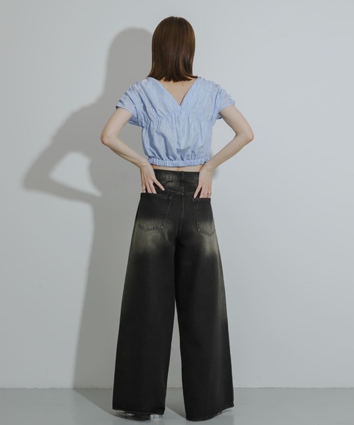 SENSE OF PLACE by URBAN RESEARCH(センスオブプレイスバイアーバンリサーチ)の「『ユニセックス』ヴィンテージライクデニムワイドパンツ(デニムパンツ・メンズ・ブラック/インディゴブルー・MEDIUM/LARGE)」の18枚目の写真