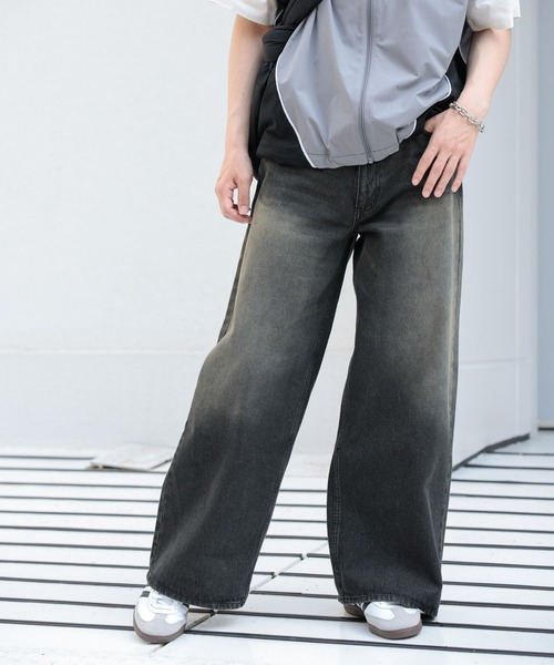 SENSE OF PLACE by URBAN RESEARCH(センスオブプレイスバイアーバンリサーチ)の「『ユニセックス』ヴィンテージライクデニムワイドパンツ(デニムパンツ・メンズ・ブラック/インディゴブルー・MEDIUM/LARGE)」の20枚目の写真