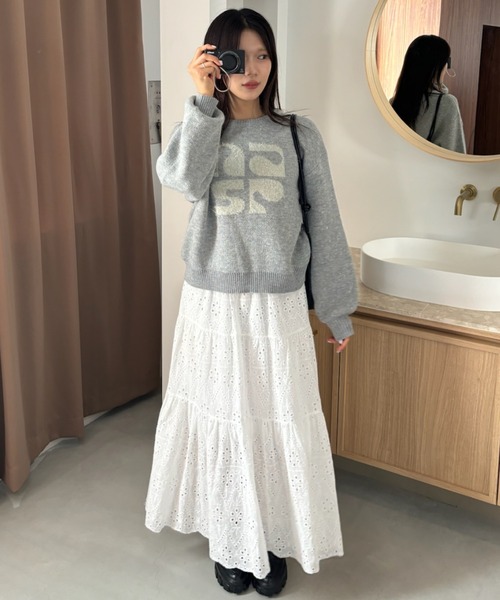 Birthday room(バースデイルーム)の「ラメロゴニット / glitter logo knit(ニット/セーター・レディース・ライトブルー/アイボリー/グレー・FREE)」の12枚目の写真
