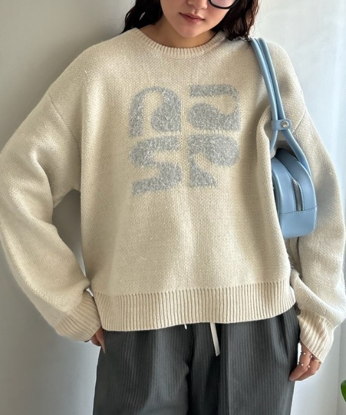 Birthday room(バースデイルーム)の「ラメロゴニット / glitter logo knit(ニット/セーター・レディース・ライトブルー/アイボリー/グレー・FREE)」の4枚目の写真