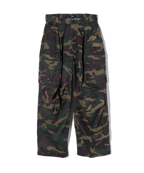 glamb（グラム）の「Wide Military Pants / ワイドミリタリーパンツ（その他パンツ・メンズ・カーキ/ホワイト・S/M/L）」の4枚目の写真