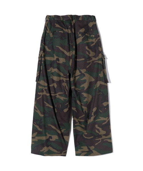 glamb（グラム）の「Wide Military Pants / ワイドミリタリーパンツ（その他パンツ・メンズ・カーキ/ホワイト・S/M/L）」の3枚目の写真