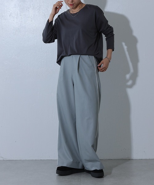 COLONY 2139（コロニートゥーワンスリーナイン）の「スマート長袖Tシャツ（Tシャツ/カットソー・レディース・ブラック/チャコールグレー/ホワイト・FREE）」の9枚目の写真