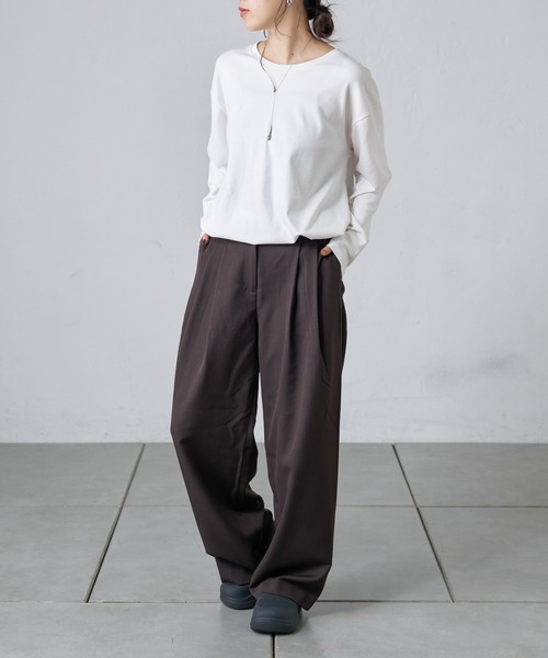 COLONY 2139（コロニートゥーワンスリーナイン）の「スマート長袖Tシャツ（Tシャツ/カットソー・レディース・ブラック/チャコールグレー/ホワイト・FREE）」の10枚目の写真