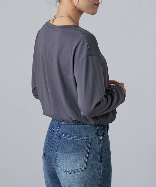 COLONY 2139（コロニートゥーワンスリーナイン）の「スマート長袖Tシャツ（Tシャツ/カットソー・レディース・ブラック/チャコールグレー/ホワイト・FREE）」の16枚目の写真