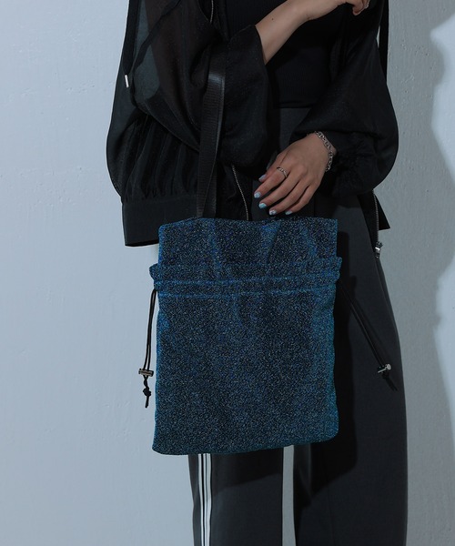 COLONY 2139(コロニートゥーワンスリーナイン)の「グリッターラメ巾着トート(トートバッグ・レディース・シルバー/ブルー/ブラック・FREE)」の16枚目の写真