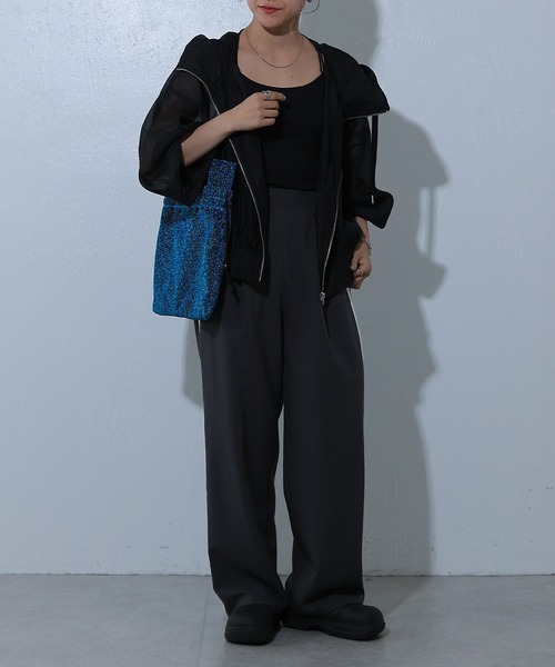 COLONY 2139(コロニートゥーワンスリーナイン)の「グリッターラメ巾着トート(トートバッグ・レディース・シルバー/ブルー/ブラック・FREE)」の18枚目の写真