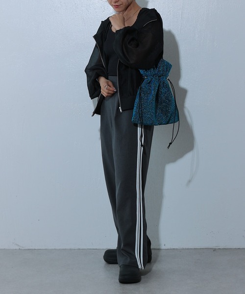 COLONY 2139(コロニートゥーワンスリーナイン)の「グリッターラメ巾着トート(トートバッグ・レディース・シルバー/ブルー/ブラック・FREE)」の20枚目の写真