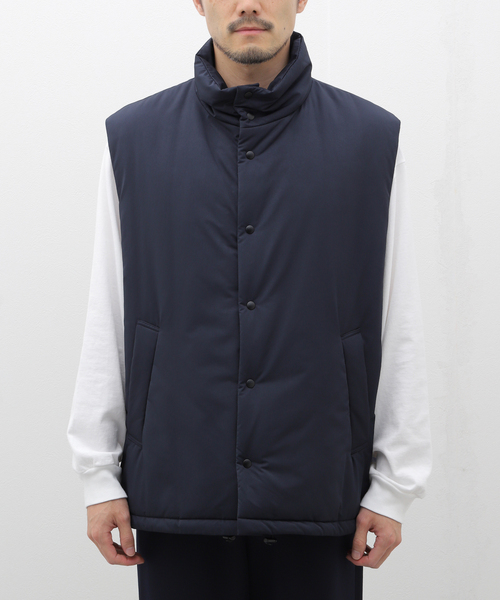 ATON(エイトン)の「ATON(エイトン) VINTAGE NYLON TWILL PADDED VEST JKAGCW0801(ダウンジャケット/コート・メンズ・チャコールグレー・4)」の3枚目の写真