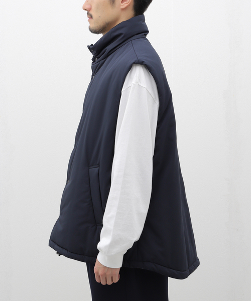 ATON(エイトン)の「ATON(エイトン) VINTAGE NYLON TWILL PADDED VEST JKAGCW0801(ダウンジャケット/コート・メンズ・チャコールグレー・4)」の4枚目の写真
