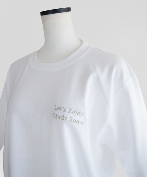 Marient（マリエント）の「Study Room Embroidery Tee（Tシャツ/カットソー・レディース・シルバー/レッド/ブラック・FREE）」の11枚目の写真