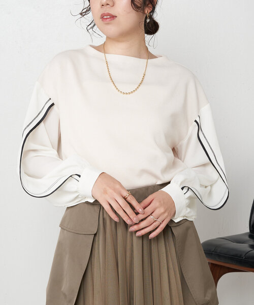 Jena espace merveilleux(ジェナ エスパスメルヴェイユ)の「ラインスリーブカットソー(Tシャツ/カットソー・レディース・ブラック/グレー/オフホワイト・FREE)」の2枚目の写真