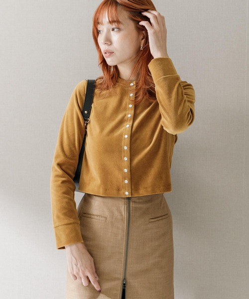 URBAN RESEARCH ROSSO WOMEN（アーバンリサーチ　ロッソ）の「コンパクトベロアカーディガン（カーディガン/ボレロ・レディース・ゴールド/レッド/ブラック・FREE）」の4枚目の写真