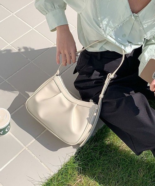 【Call It Spring】Taytum ヴィーガンレザー ショルダーバック ショルダーバッグ バッグ ヴィーガンレザー切替トートショルダー