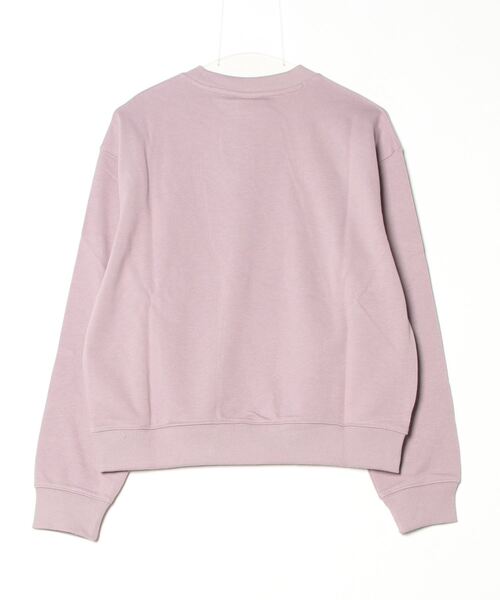 NEW BALANCE(ニューバランス)の「Sport Essentials Stacked Logo スウェットクルー(スウェット・レディース・ライトパープル・SMALL/MEDIUM/LARGE/X-LARGE)」の4枚目の写真