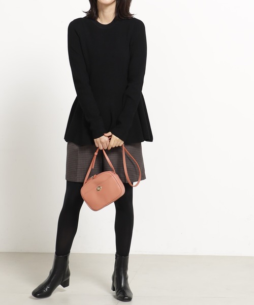 FOUND GOOD（ファウンドグッド）の「コンフォートペプラムニット（ニット/セーター・レディース・ブラック/ホワイト系5/ブルー系2/レッド系8・L/M/S）」の12枚目の写真