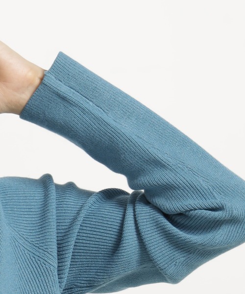 FOUND GOOD（ファウンドグッド）の「コンフォートペプラムニット（ニット/セーター・レディース・ブラック/ホワイト系5/ブルー系2/レッド系8・L/M/S）」の15枚目の写真